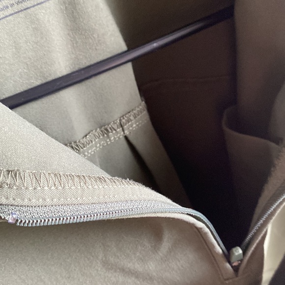 FIGS Moss Nata Scrub Top - Picture 3 of 5